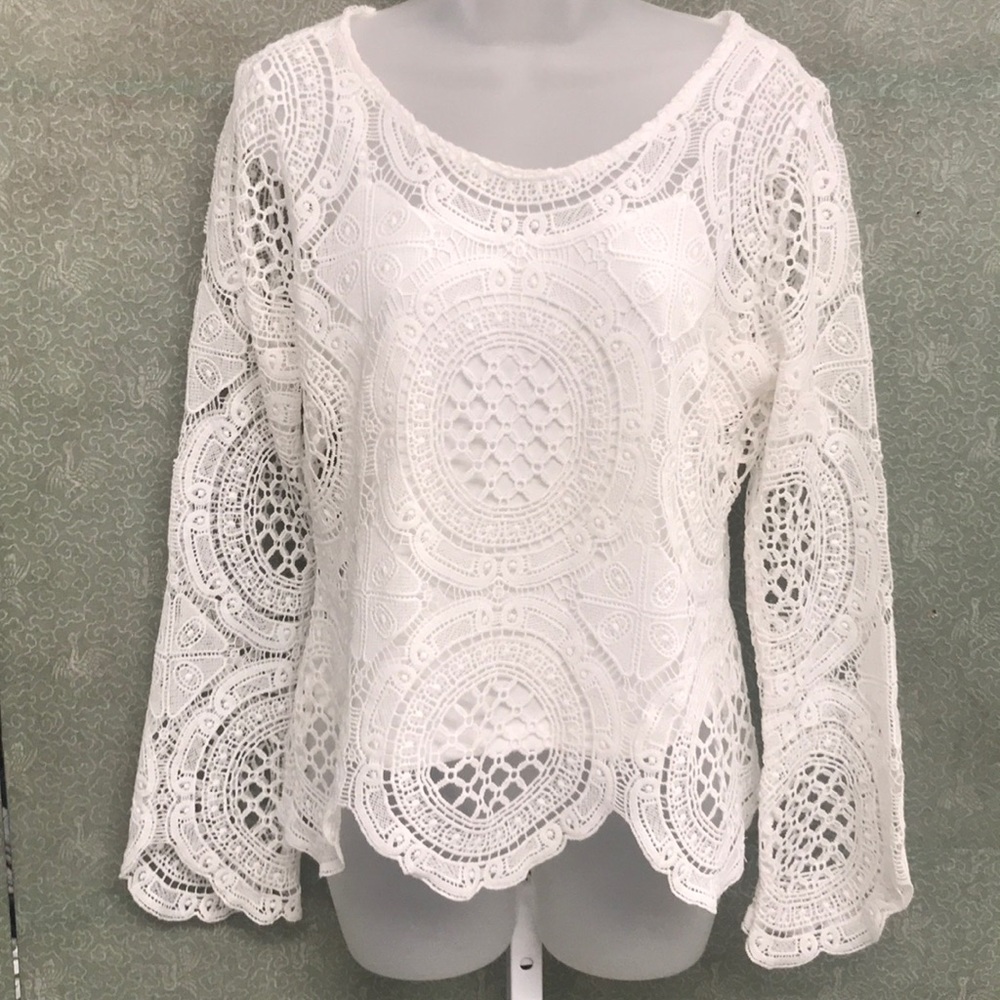 NWOT Ultra Pink Lace long sleeve Top